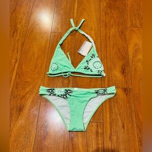 NWT  TOUCHE women Green Halter Bikini Set
